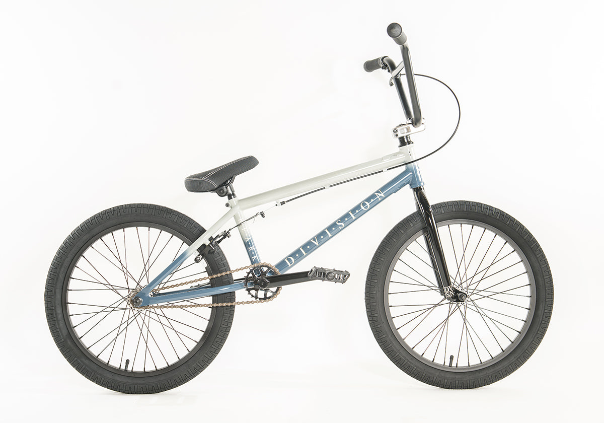DIVISION REARK COMPLETE BIKE 20"